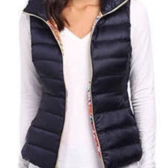 Lilly Pulitzer Allie Packable Down Puffer Vest - Picture 3 of 7